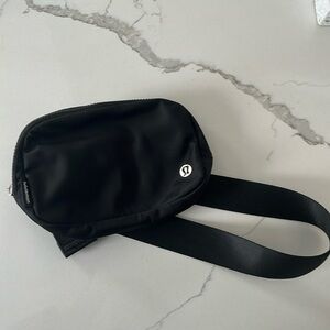 Lululemon crossbody